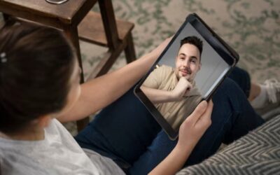Online Support for Mental Health Management